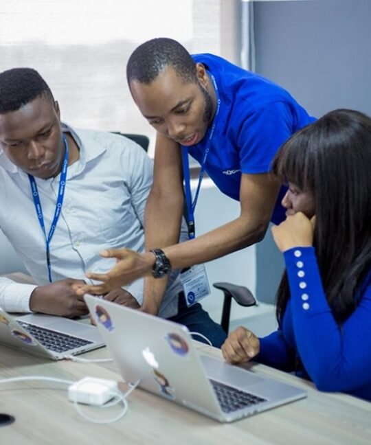 Entreprise – Agence de création de sites web à Douala au Cameroun