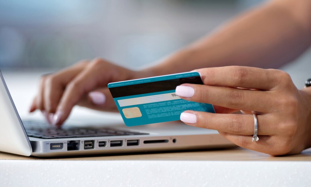 Solutions de Paiement en Ligne en Afrique, Par LocalHost Digital
