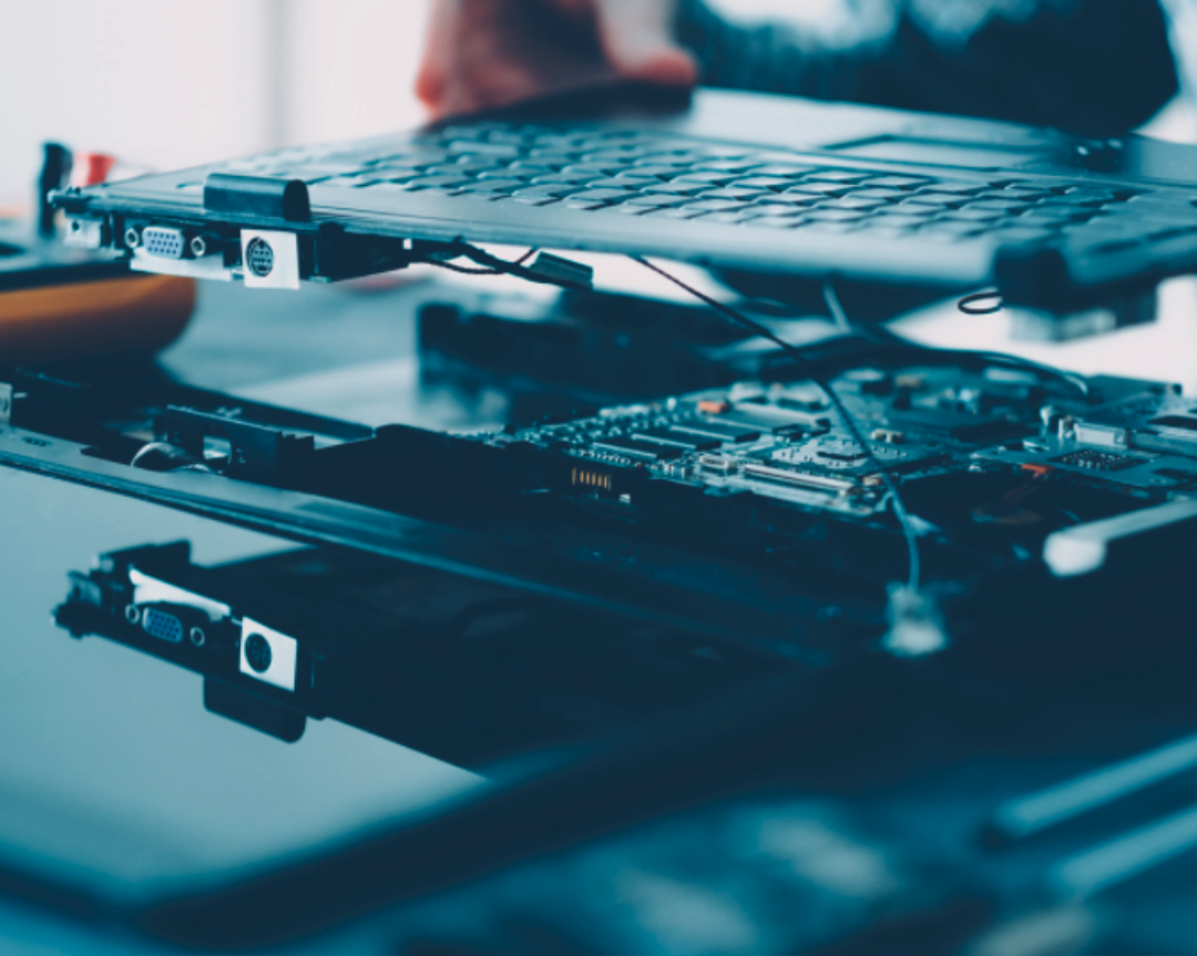 Formation en maintenance informatique au Cameroun