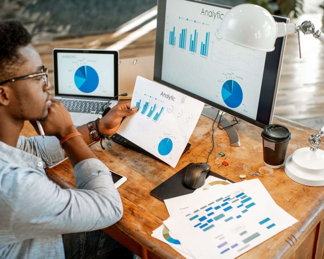 Devenir un Expert en Data Analysis : Les 5 Étapes Clés de la Formation